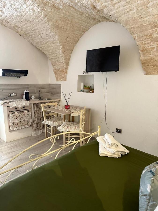 Casa Nicole Apartment Мартина Франка Екстериор снимка